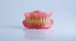 5 Jenis Gigi Palsu Ternyaman dan Cara Merawatnya