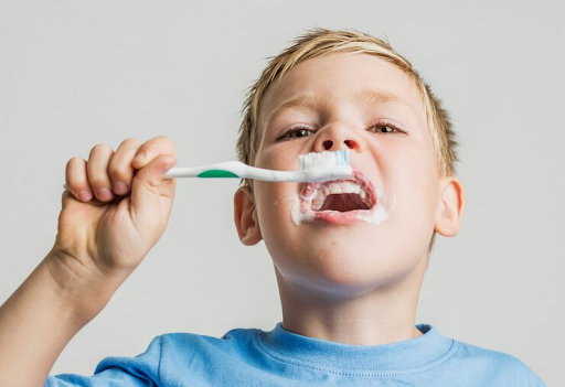 Cara Merawat Gigi Susu Anak