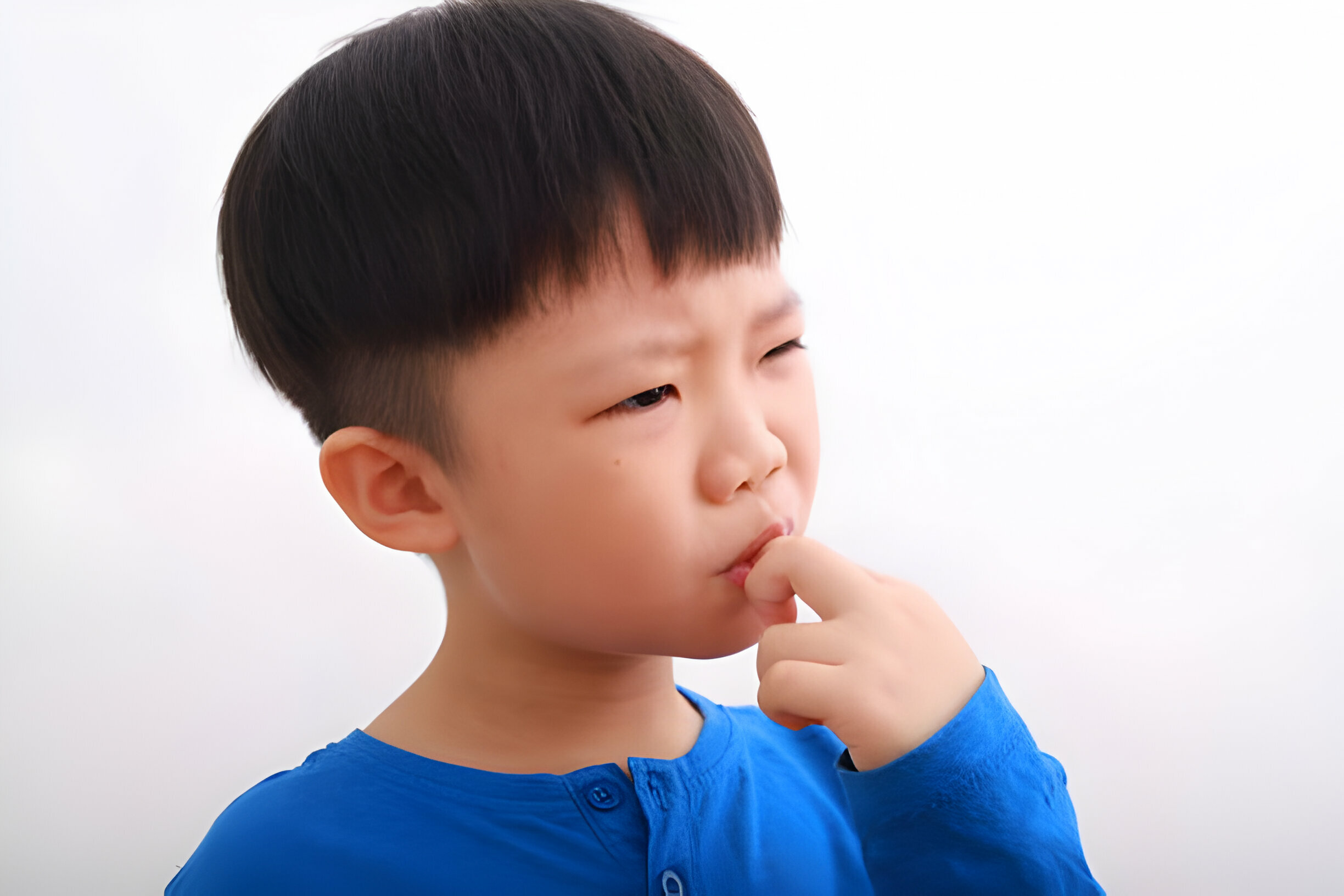 Hati-hati terhadap Kebiasaan Buruk yang Bisa Merusak Gigi pada Anak
